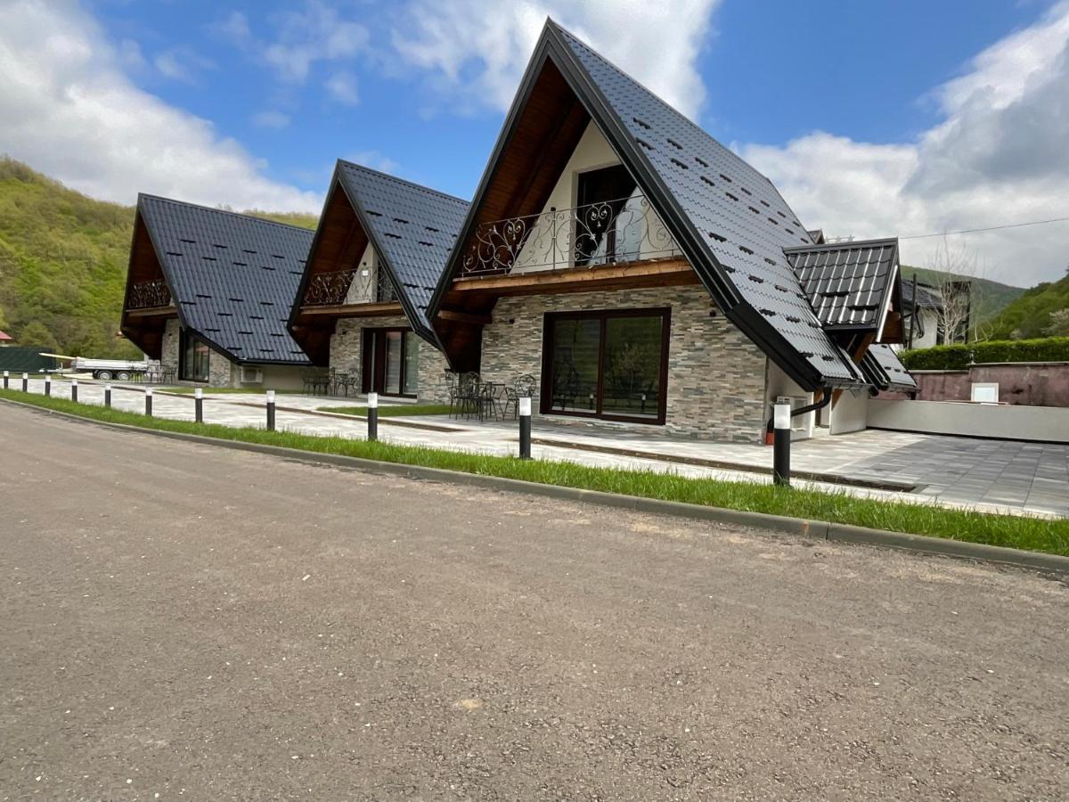 Holiday Houses Green Queen Bihać Екстериор снимка