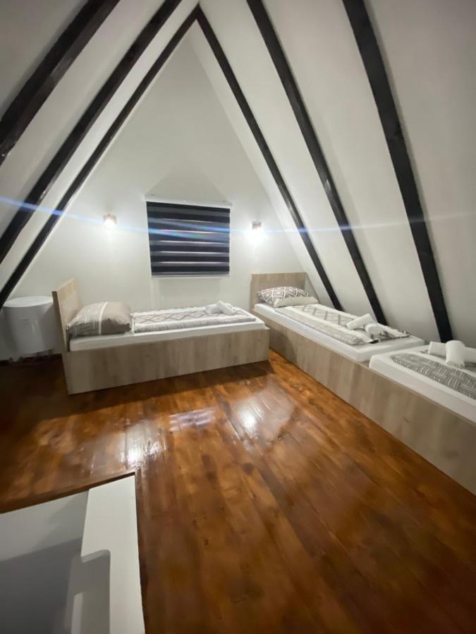 Holiday Houses Green Queen Bihać Екстериор снимка