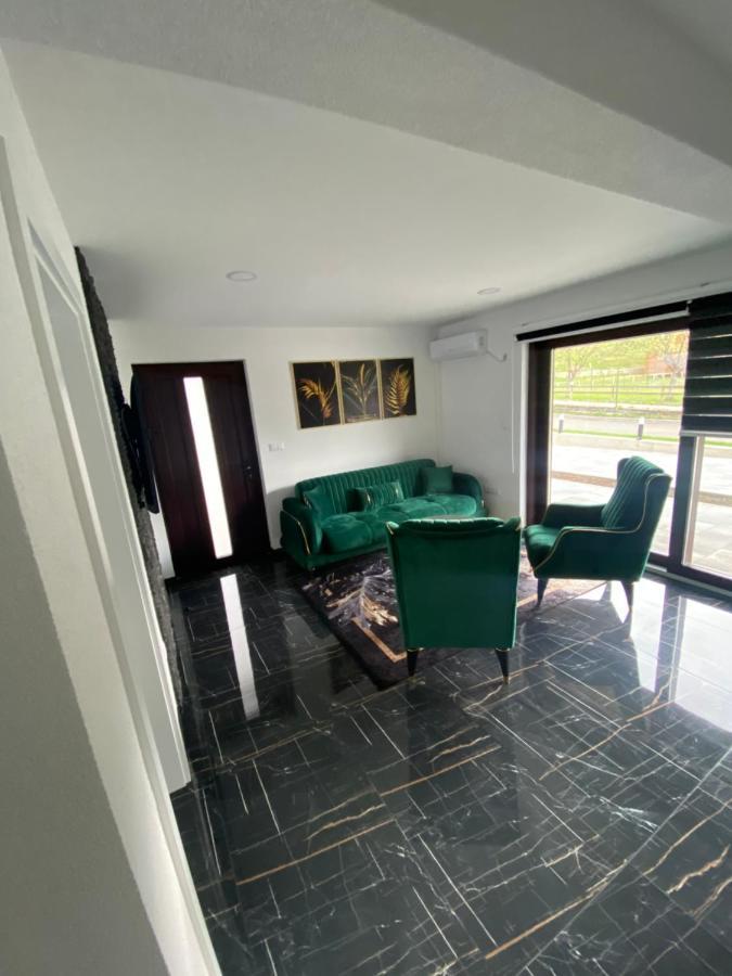 Holiday Houses Green Queen Bihać Екстериор снимка