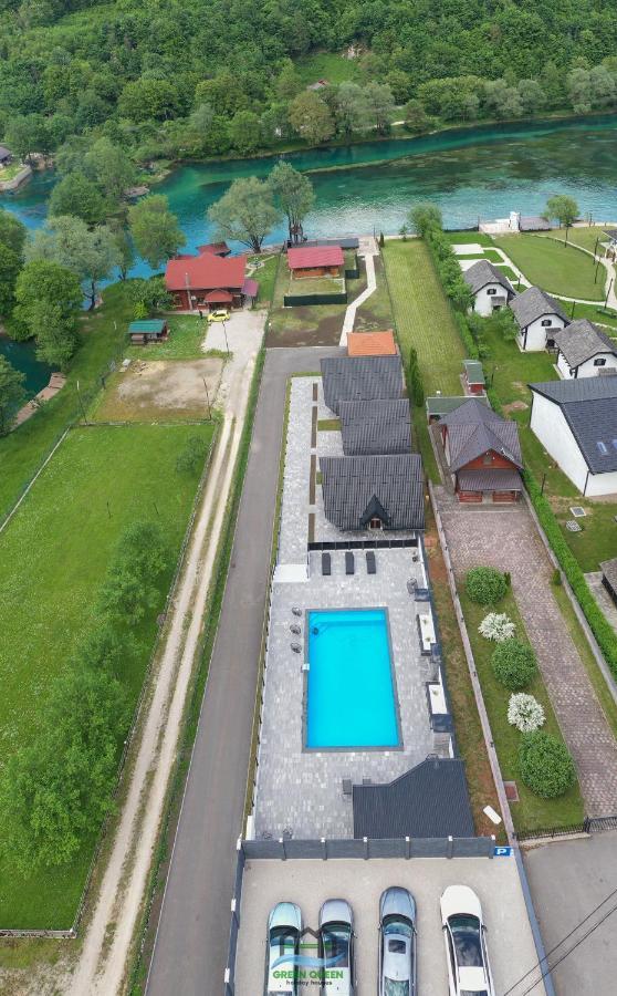 Holiday Houses Green Queen Bihać Екстериор снимка
