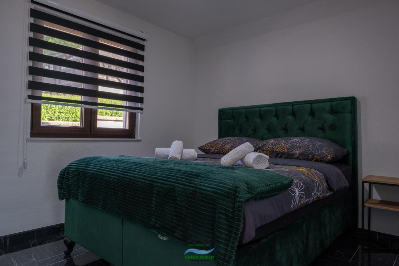 Holiday Houses Green Queen Bihać Екстериор снимка