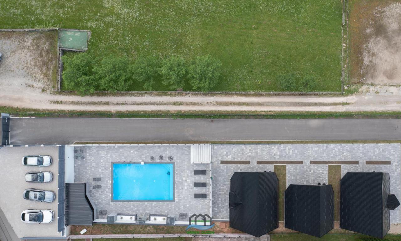 Holiday Houses Green Queen Bihać Екстериор снимка