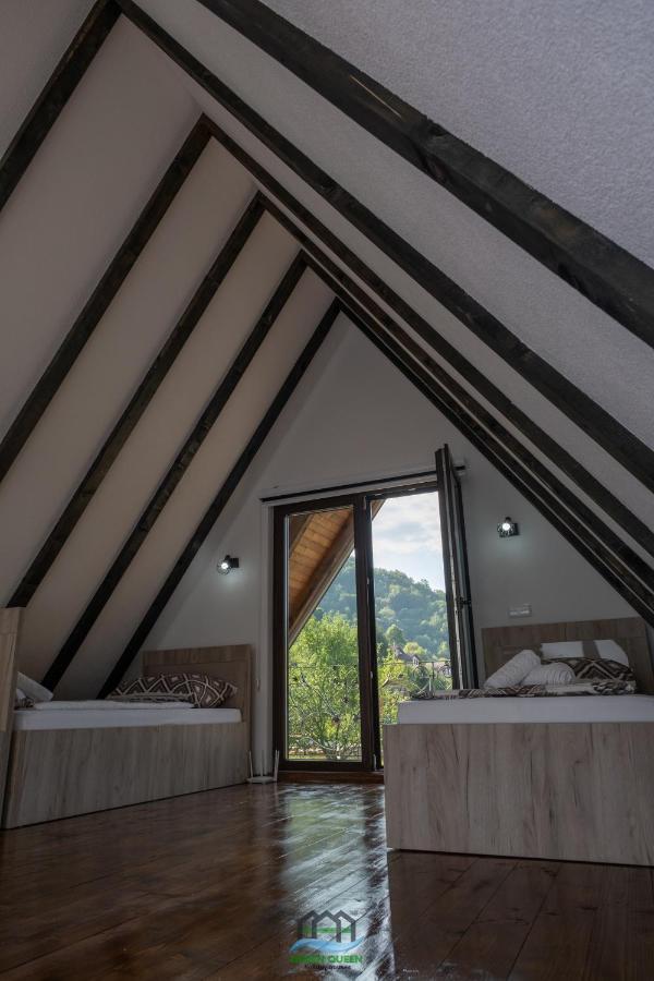 Holiday Houses Green Queen Bihać Екстериор снимка
