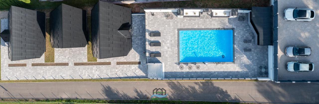 Holiday Houses Green Queen Bihać Екстериор снимка